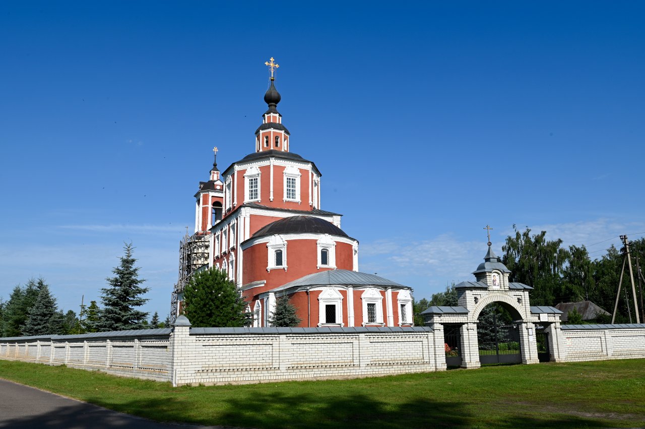 Воскресенский мужской монастырь.