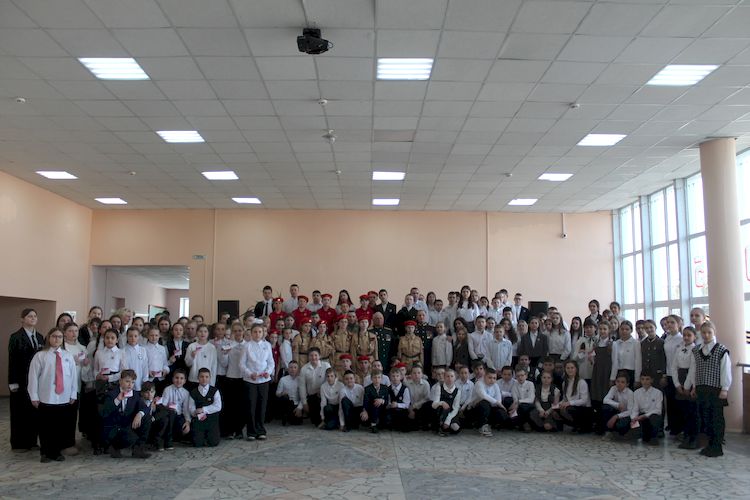 По уставу юнармейца. По уставу юнармейца.