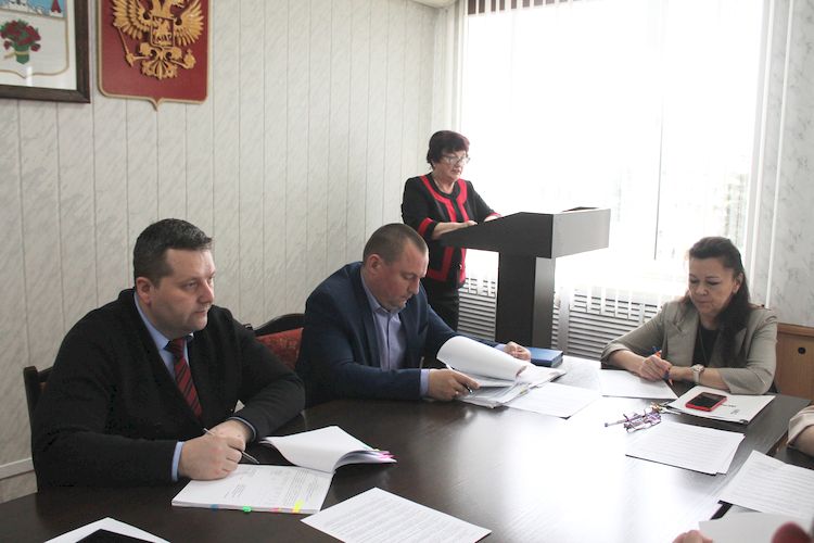 РАЙСОВЕТ: финансы, бюджет, благоустройство. РАЙСОВЕТ: финансы, бюджет, благоустройство.