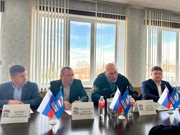 Н. С. Валуев провел прием граждан. Н. С. Валуев провел прием граждан.
